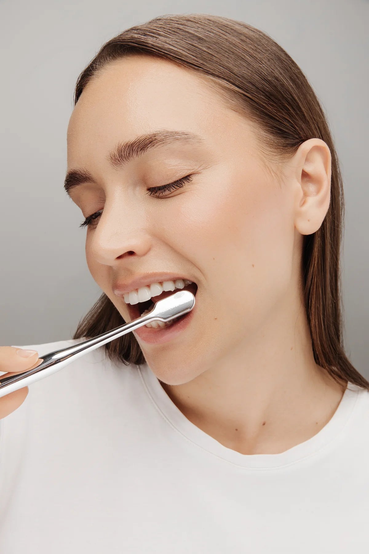An everyday INOPRO brushing routine
